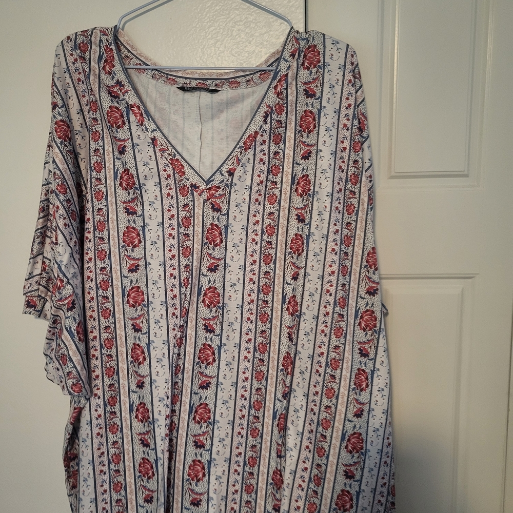 BloomChic Red and White Floral Stripe Blouse